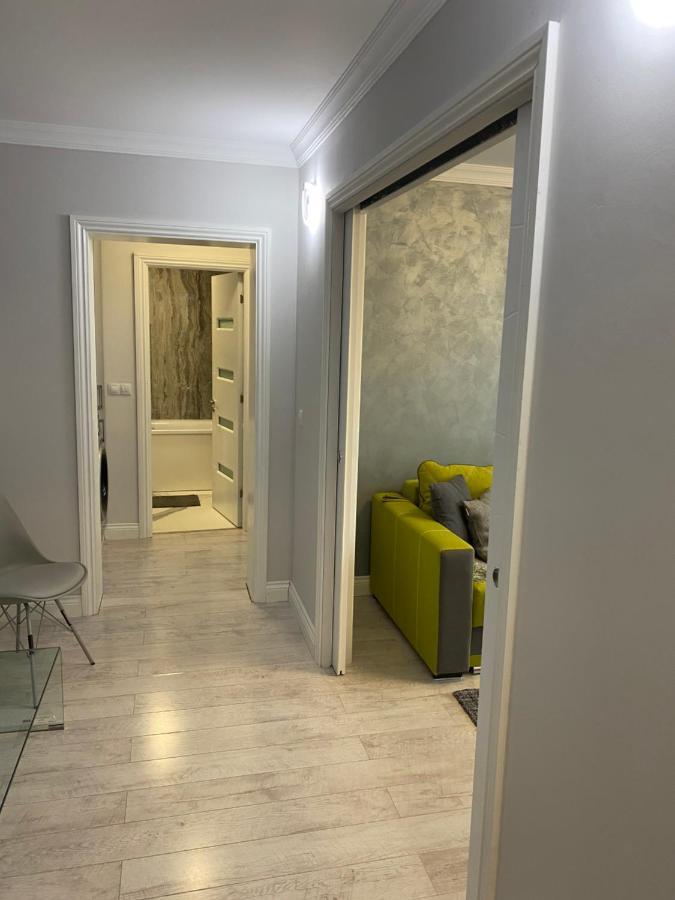 Gabi Apartament Suceava Exterior foto